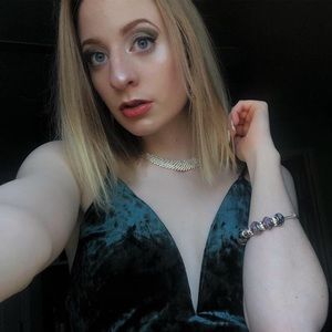 Meet your Posher, Amanda